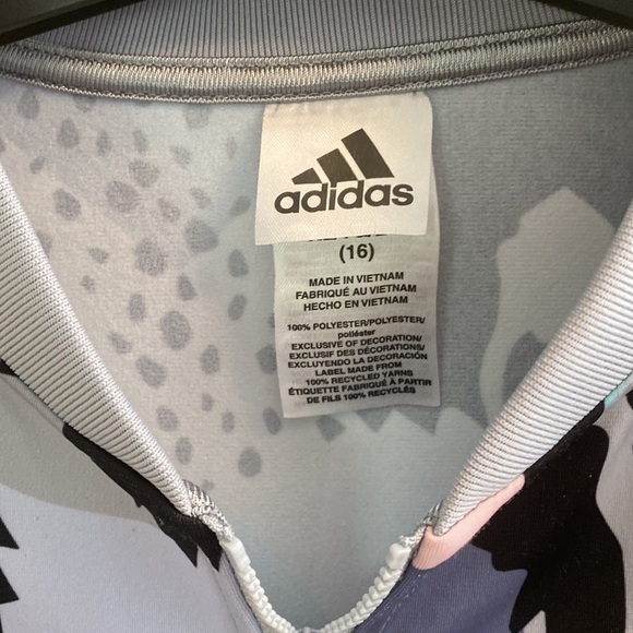 Like New Adidas jacket girls size XL - Picture 3 of 5